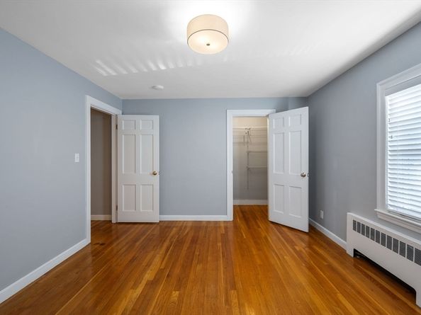 438 Central Ave 2, Milton MA 02186