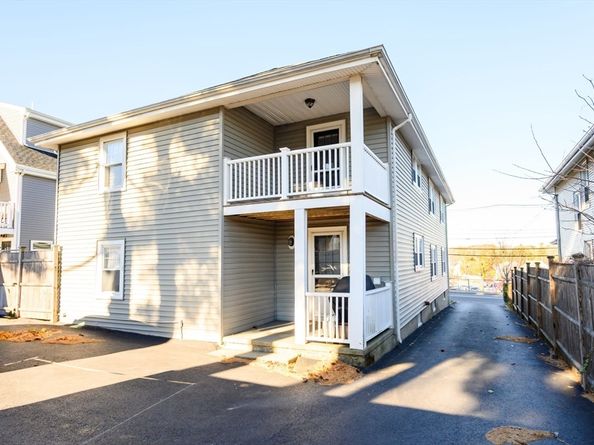 438 Central Ave 2, Milton MA 02186