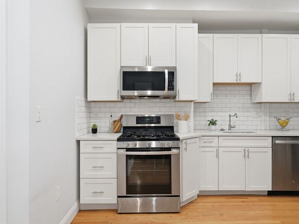 80 Marion St 2, Boston MA 02128