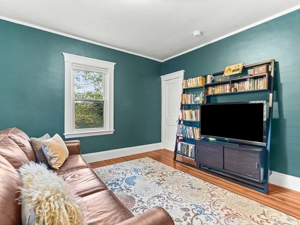 55 Redlands Road, Boston MA 02132