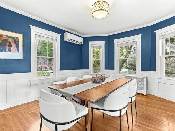 55 Redlands Road, Boston MA 02132