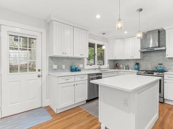 55 Redlands Road, Boston MA 02132