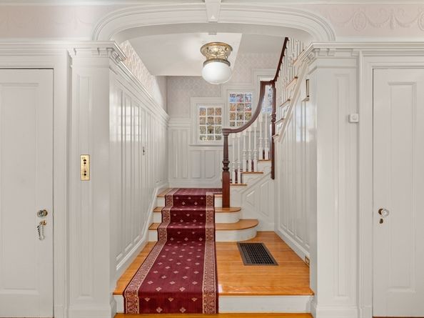 90 Prospect St, Wakefield MA 01880