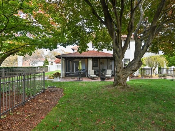 90 Prospect St, Wakefield MA 01880