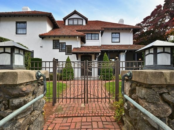 90 Prospect St, Wakefield MA 01880