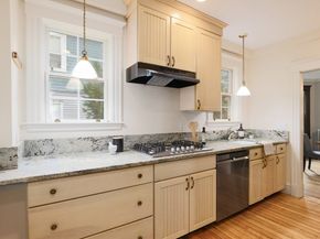 10 Plymouth St 10, Arlington MA 02476