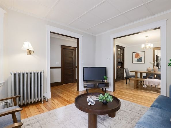 10 Plymouth St 10, Arlington MA 02476