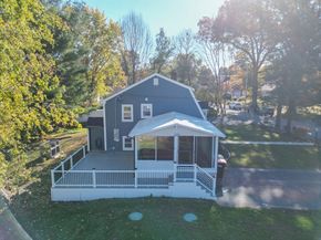 21 Roosevelt Ave, West Bridgewater MA 02379