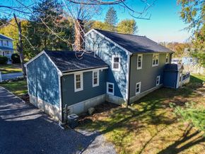 21 Roosevelt Ave, West Bridgewater MA 02379