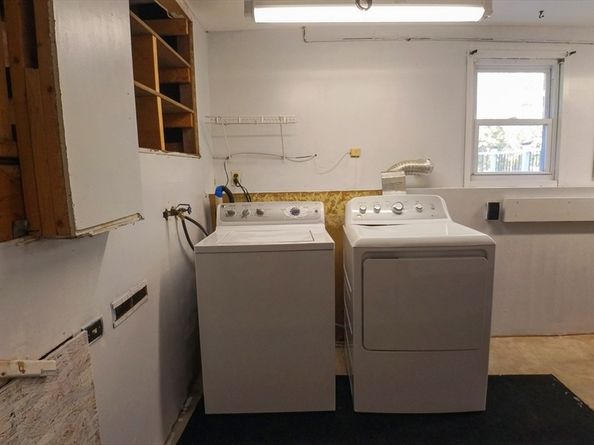 21 Roosevelt Ave, West Bridgewater MA 02379