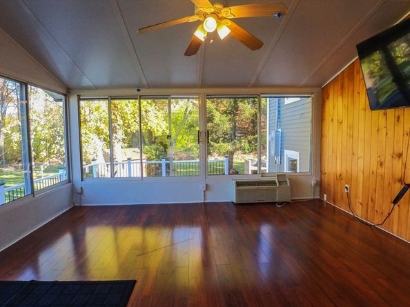 21 Roosevelt Ave, West Bridgewater MA 02379