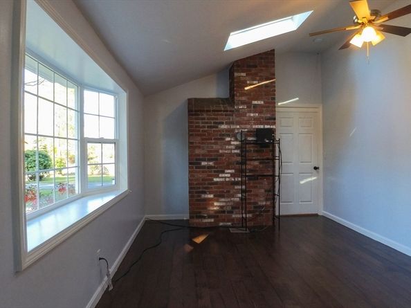 21 Roosevelt Ave, West Bridgewater MA 02379