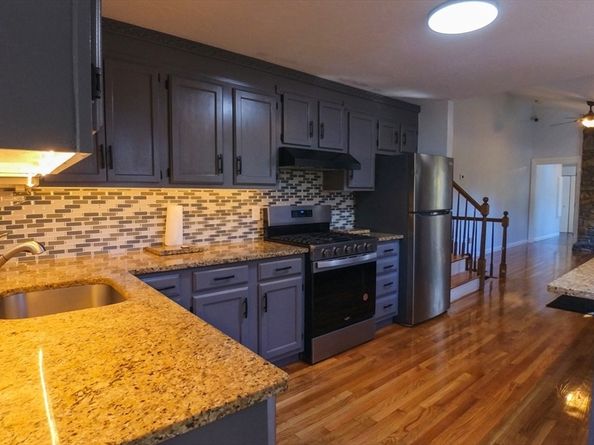 21 Roosevelt Ave, West Bridgewater MA 02379