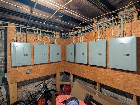 476 Park Ave, Worcester MA 01610