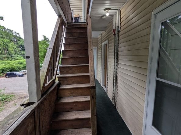 476 Park Ave, Worcester MA 01610