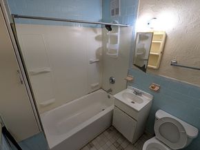 476 Park Ave, Worcester MA 01610