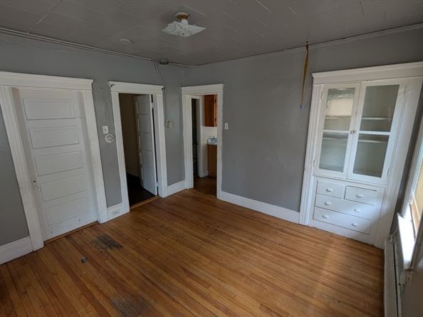 476 Park Ave, Worcester MA 01610