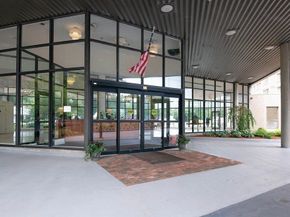 250 Hammond Pond Parkway 1604N, Newton MA 02467