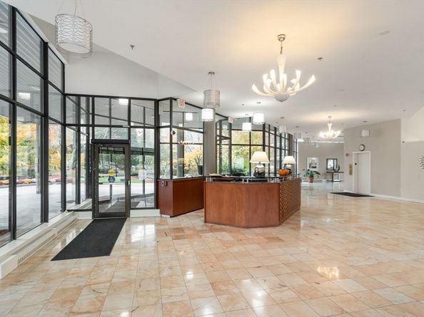 250 Hammond Pond Parkway 1604N, Newton MA 02467