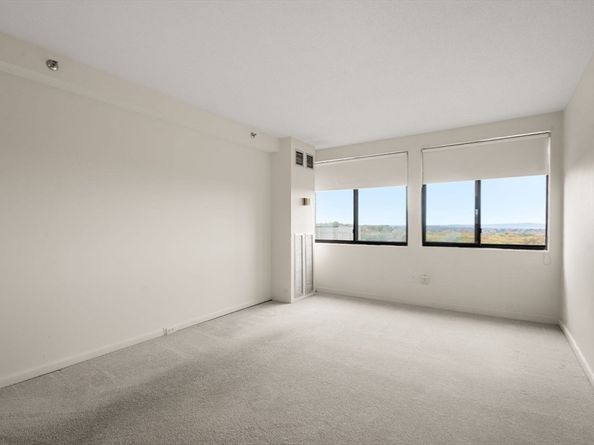 250 Hammond Pond Parkway 1604N, Newton MA 02467