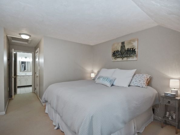 20 Millers Way C, Sutton MA 01590