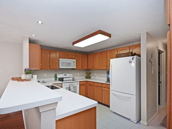 20 Millers Way C, Sutton MA 01590