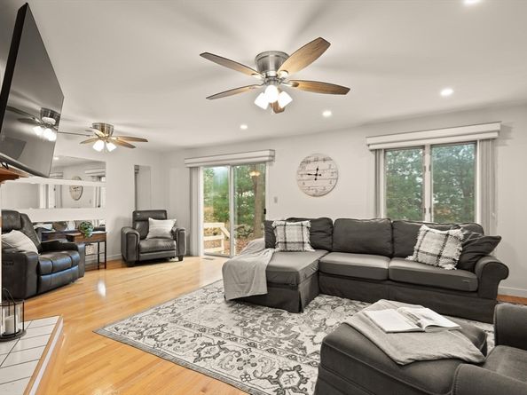 54 Jasper Ln 54, Randolph MA 02368