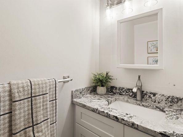 54 Jasper Ln 54, Randolph MA 02368