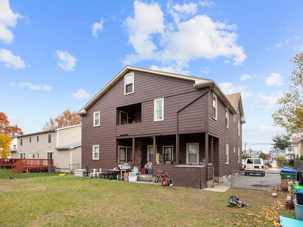 14 Park St, Medford MA 02155