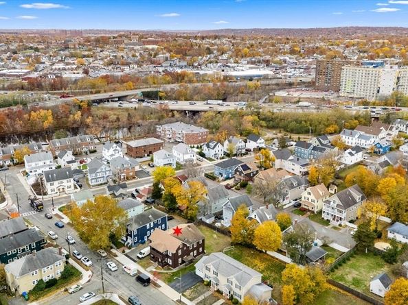 14 Park St, Medford MA 02155