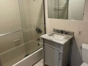 160 Commonwealth 516, Boston MA 02116