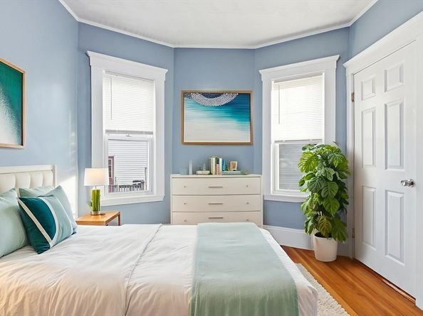 20 Leslie St, Boston MA 02122