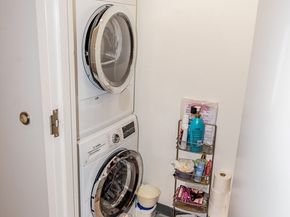 290 Pleasant St 113, Watertown MA 02471