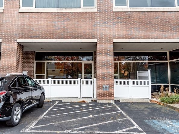 290 Pleasant St 113, Watertown MA 02471