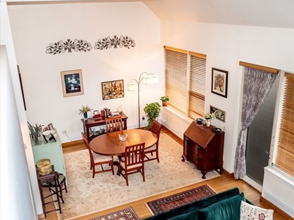 290 Pleasant St 113, Watertown MA 02471