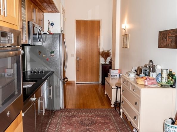 290 Pleasant St 113, Watertown MA 02471