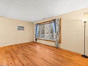 98 Glen Echo Blvd, Stoughton MA 02072