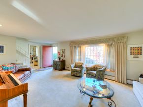 7 Dubiel Drive, Worcester MA 01609