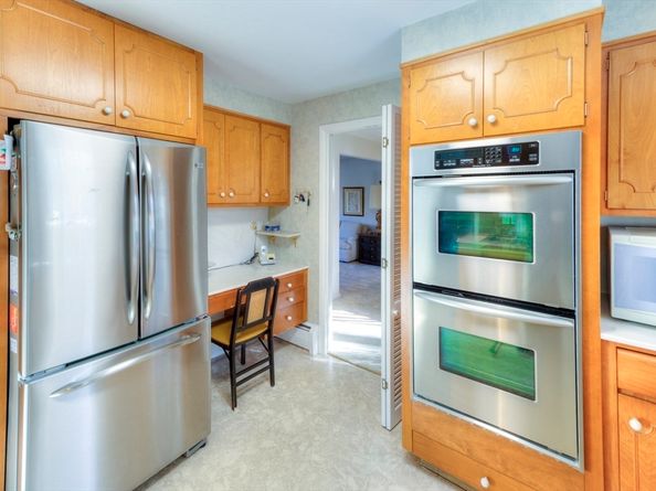 7 Dubiel Drive, Worcester MA 01609