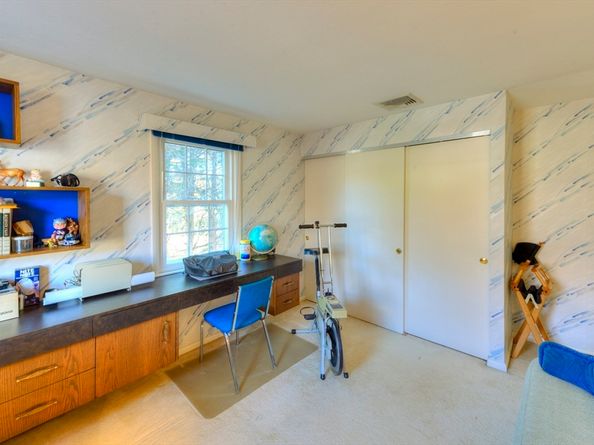 7 Dubiel Drive, Worcester MA 01609