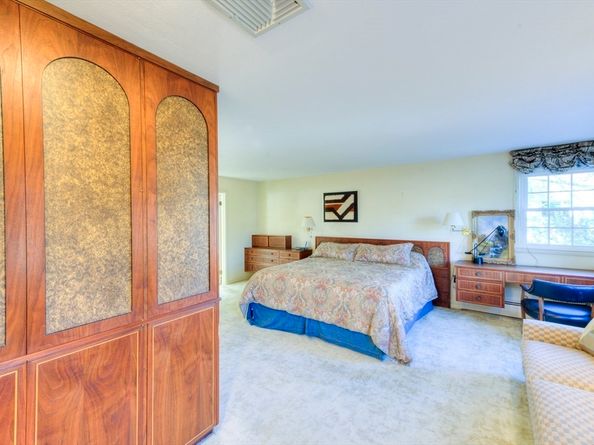 7 Dubiel Drive, Worcester MA 01609