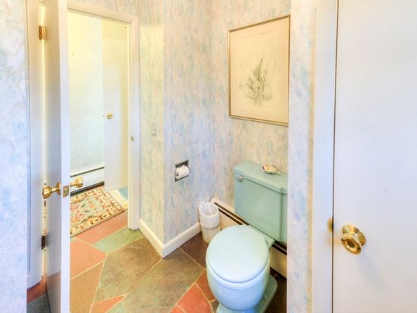 7 Dubiel Drive, Worcester MA 01609