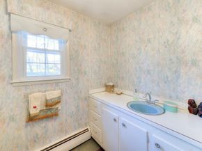 7 Dubiel Drive, Worcester MA 01609