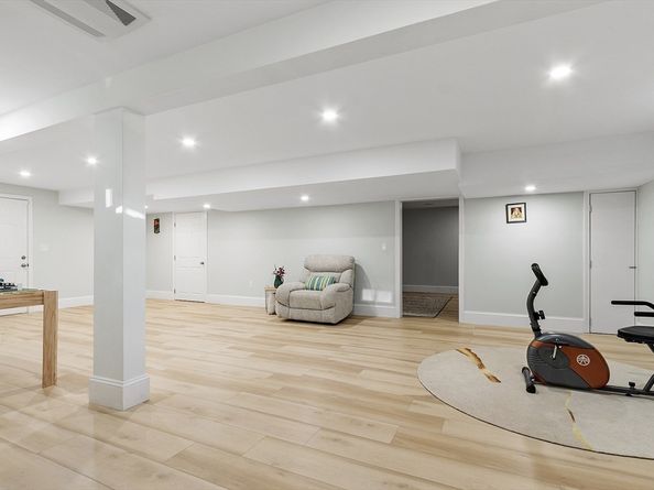 27 Spring Road, Westborough MA 01581