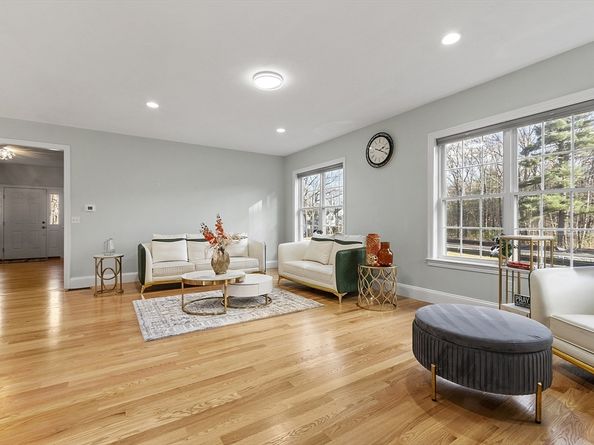 27 Spring Road, Westborough MA 01581