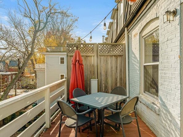 30 Bigelow St B, Cambridge MA 02139