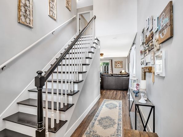 12 Whitman St 12, Leominster MA 01453