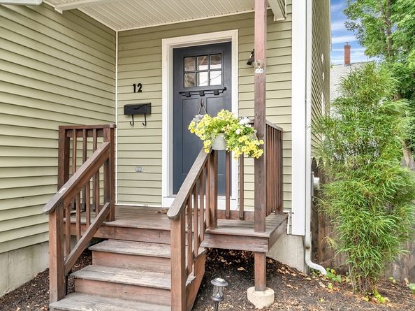 12 Whitman St 12, Leominster MA 01453