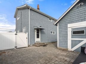 960 Shirley St, Winthrop MA 02152