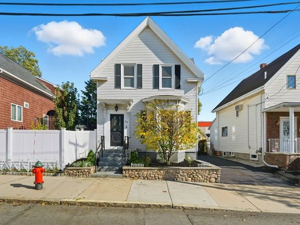 22 Spring St, Everett MA 02149